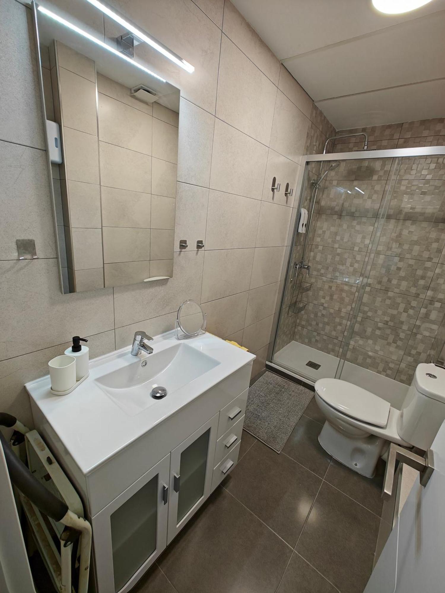 Zona Muy Tranquila Todo A Estrenar Apartment Madrid Ngoại thất bức ảnh